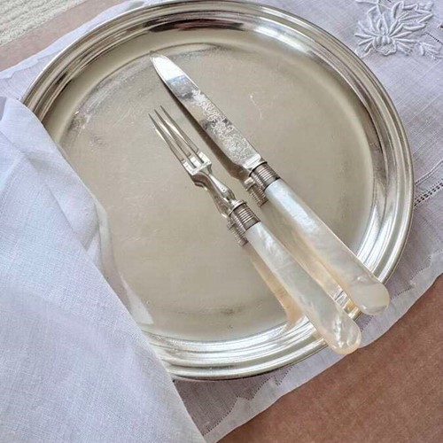 Set of Twelve Edwardian Hotel Silver-Plated Plates