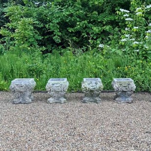 Patinated Lion Planters