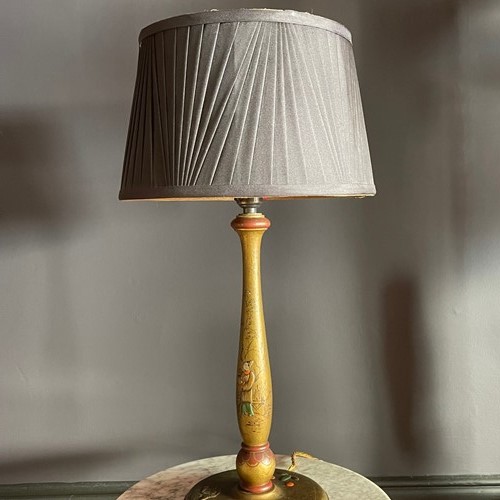 Wonderful English Chinoiserie Lamp