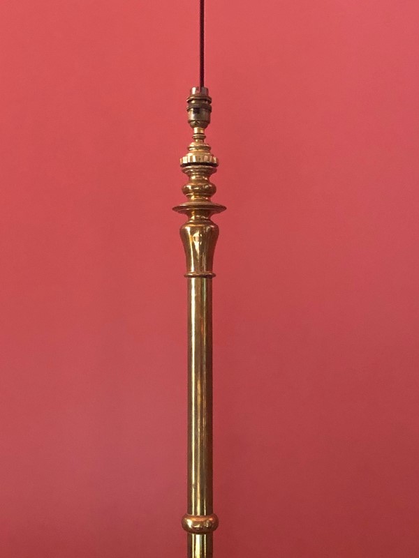Brass Lion's Paw Floor Lamp-20th-century-filth-lions-paw-lamp-3-main-637679281951698587.jpg