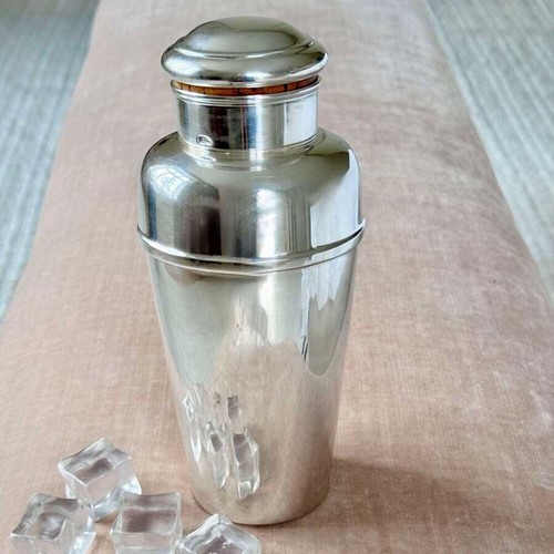 Rare Art Deco Silver-Plated 2-Pint Cocktail Shaker by William Suckling Ltd.