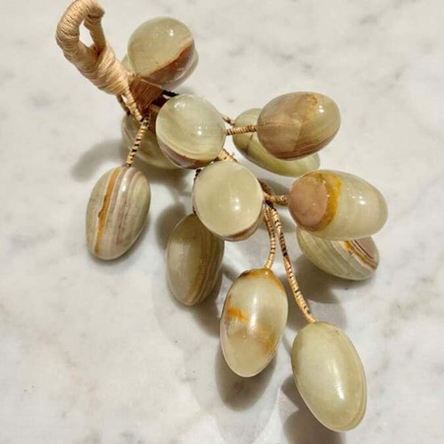 Vintage onyx bunch of grapes C1960s