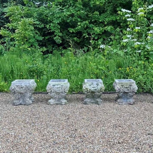 Patinated Lion Planters