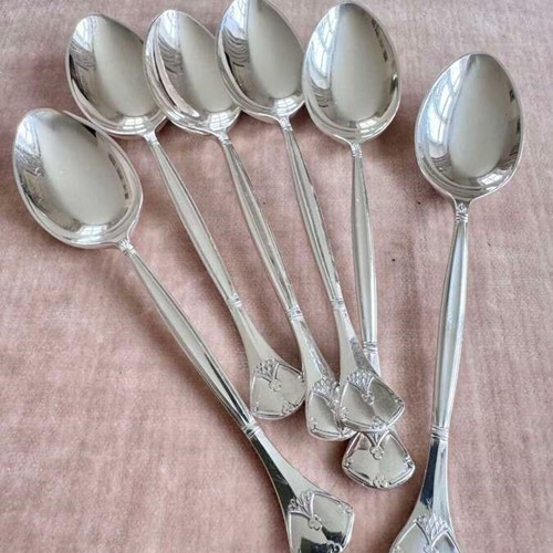 Set Art Nouveau silver plated spoons in original case