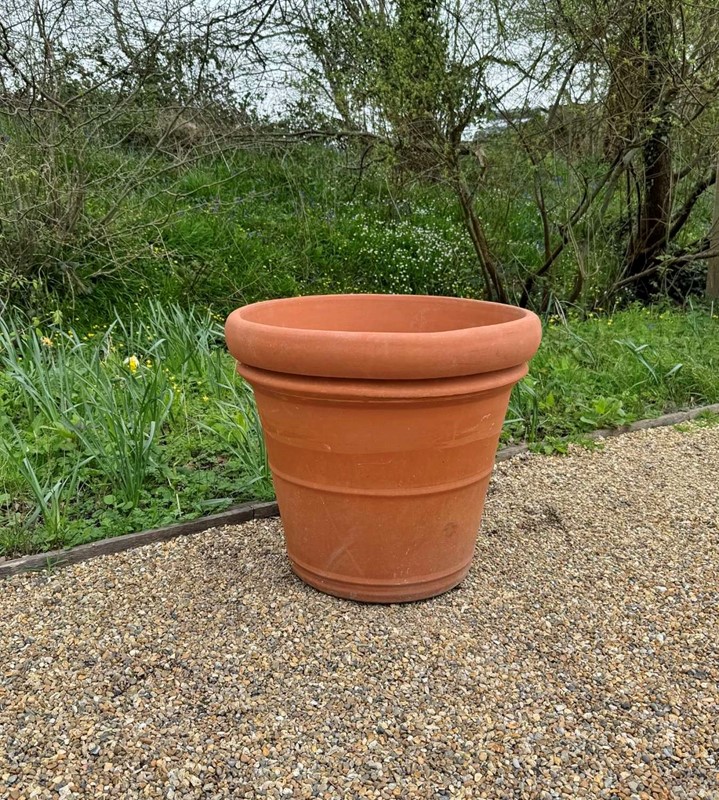 Large Italian Planter - The Hoarde Vintage