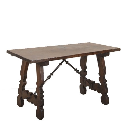 17Th Century Spanish Walnut Dining Table