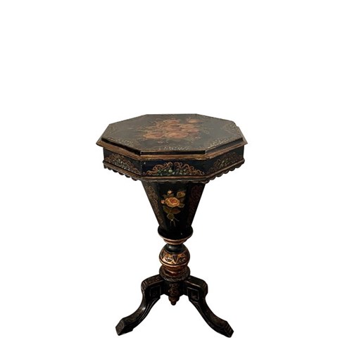 19Th Century French Naploeon Iii Tricoteuse Sewing Table
