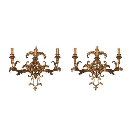Pair Of 20Th Century Italian Giltwood And Tole Wall Lights