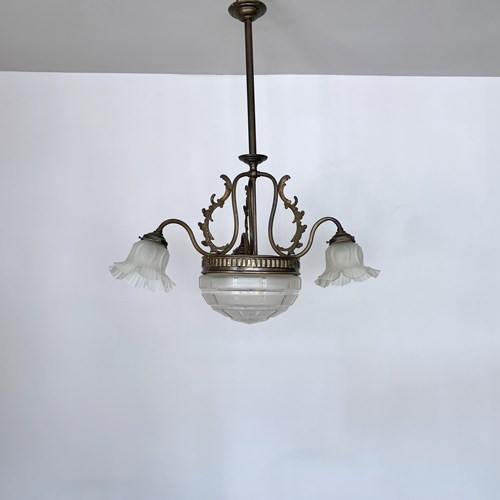 Brass Diffuser Chandelier With Frosted Frill Shades
