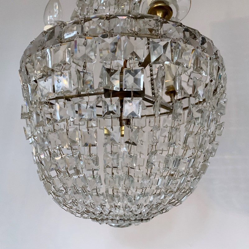 Early 1900s Crystal Balloon Chandelier-agapanthus-interiors-early-1900s-crystal-balloon-chandelier-8-main-637737959097266271.jpeg
