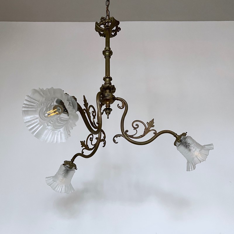 French Ornate Brass Downlighter -agapanthus-interiors-french-ornate-brass-downlighter-with-frosted-frilled-shades-2-main-637836418017520232.jpg
