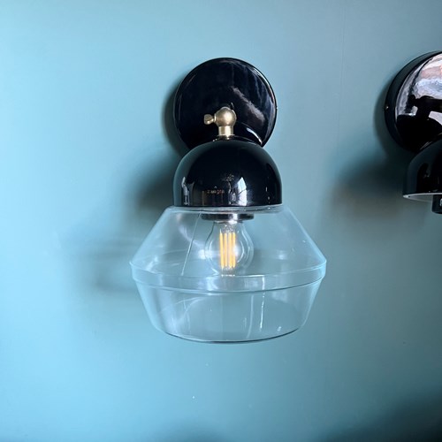 Contemporary Wall Light