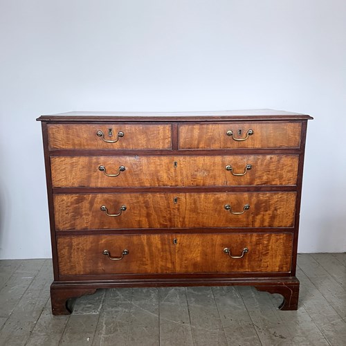 Mahogany Chest Of Drawers