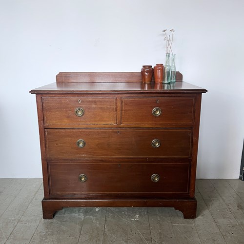 Small Mahognany Chest Of Drawers