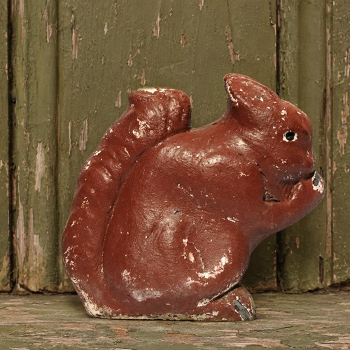 Red Squirrel Garden Figure Vintage Garden Animal Old Garden Ornament Wildlife