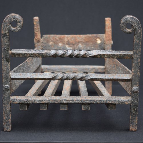 Cottage Fire Grate | Basket