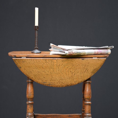 Small Victorian Oak Drop Leaf Occasional Table