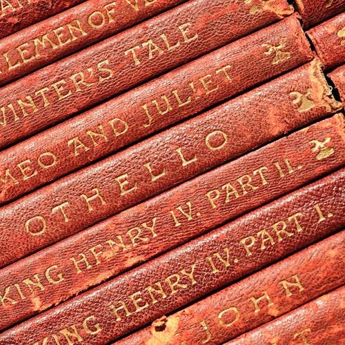 Miniature Shakespeare Books 1895-1901 The Temple Shakespeare J.M.Dent Playwright
