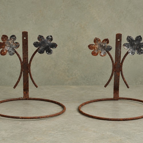 Vintage Pot Holders Wrought Ironwork Wall Mounted Planter Support Old Garden Pot