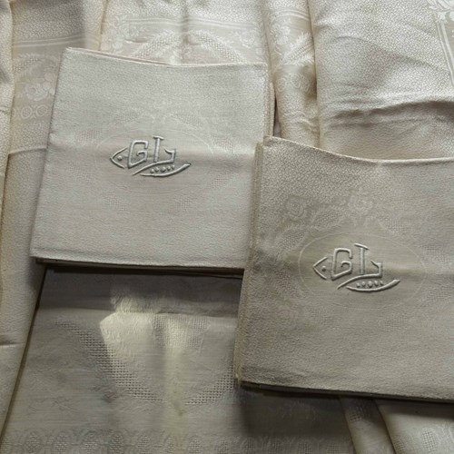 Excellent Linen Damask Tablecloth And 12 Napkins