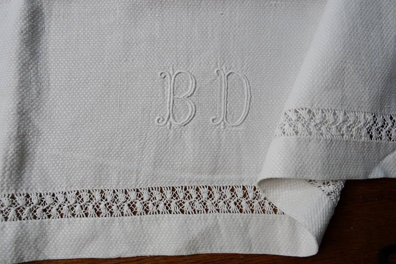 Four Huge Linen Guest Towels, BD Monograms-amanda-leader-294eme22-4-bd-damask-towels-0006-main-638150189418183651.jpg