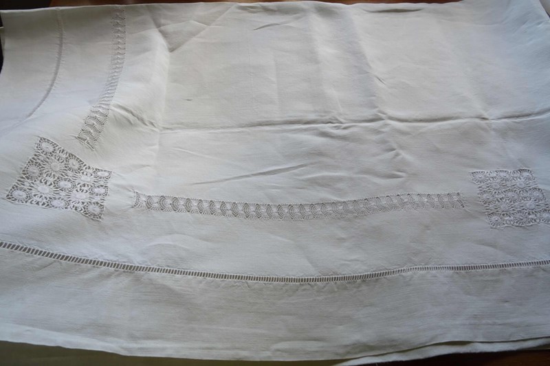 French Linen Sheet, Matching Pillowcases-amanda-leader-381uk21-triple-mono-pr-pcases-0002-main-638232165046745279.jpg