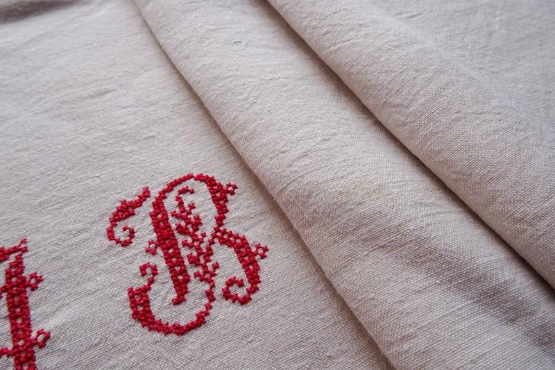Fab Antique French Linen Sheet; A Great Tablecloth-amanda-leader-483nf22-red-mb-centre-seam-0003-main-638143201001476795.jpg