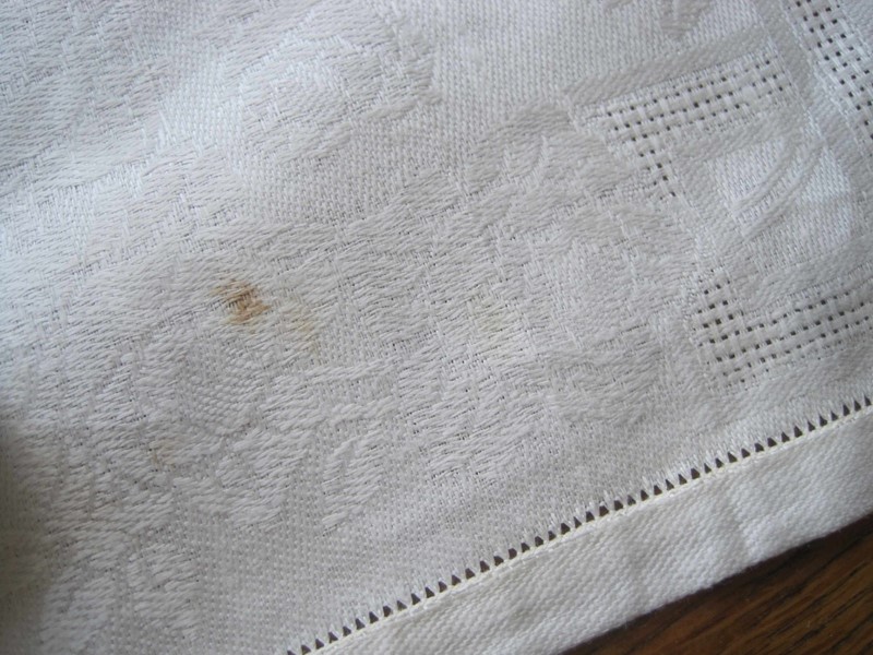 4 unused French linen damask napkins to be hemmed-amanda-leader-560nm19a-unused-length-damask-napkin-fabric-0004-main-637282559090180711.jpg