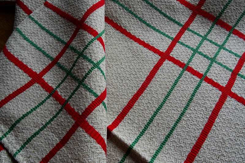 Set Of Four Vintage Basque Country Napkins-amanda-leader-86emd21-red-green-napkins-0005-main-638149356906315903.jpg