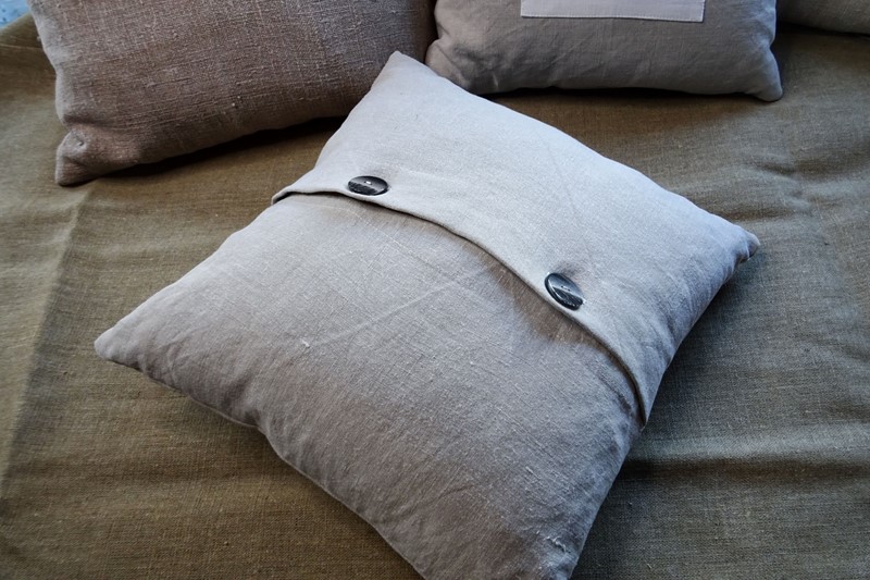 Antique monogram cushions-amanda-leader-monogram-cushions-0017-main-638104265546310129.jpg