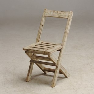 Antique White Folding Garden Chair