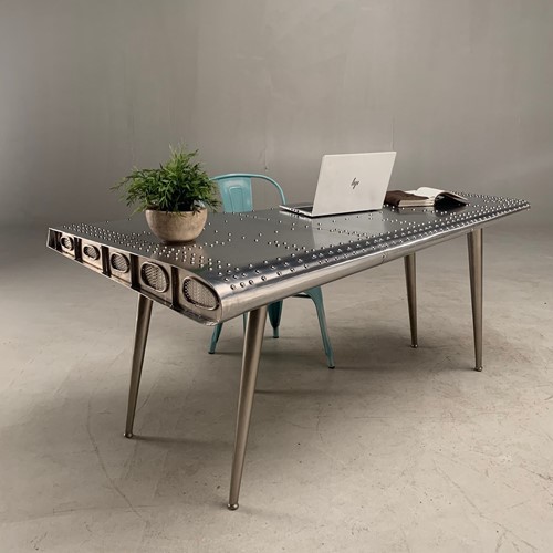 Aviation Wing Table