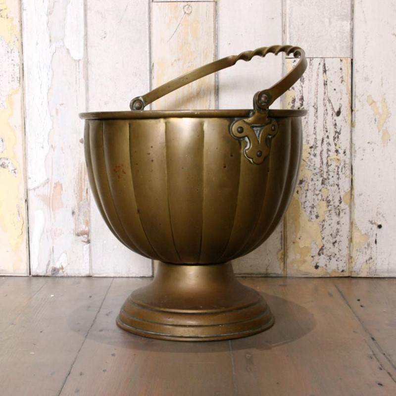 Antique solid brass bucket-antique-fireplaces-london-the-architectural-forum-antique-brass-bucket-90378-1-main-636058336136907363-large-main-637248106733979539.jpg