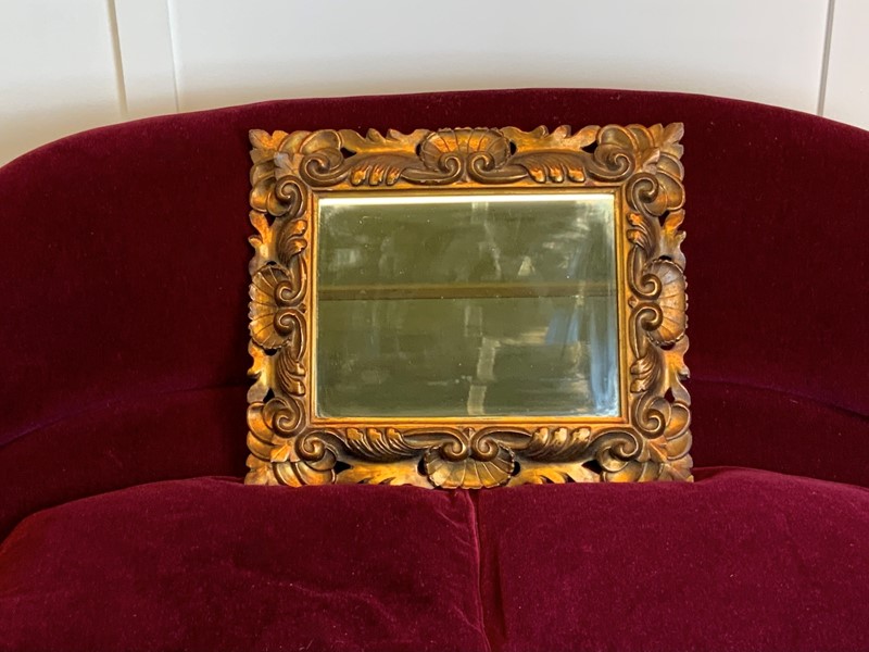 Carved and gilded mirror-antiques-decorative-img-1201-main-637495296758233746.jpg