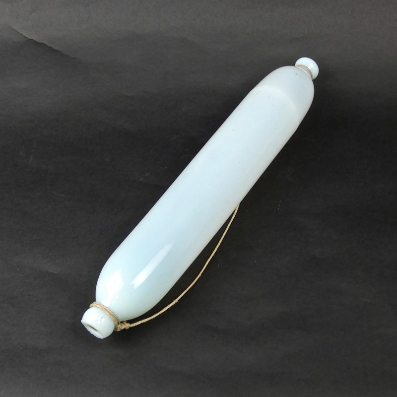 Milk glass rolling pin-appleby-antiques-b14863a-white-glass-rolling-pin-main-637362962554798349.jpg