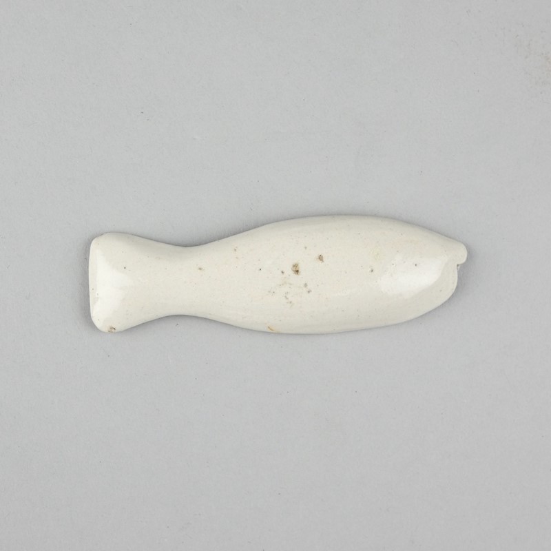 18th cent. white salt glaze mould-appleby-antiques-g20038b-white-saltglaze-fish-main-637436452569601764.jpeg