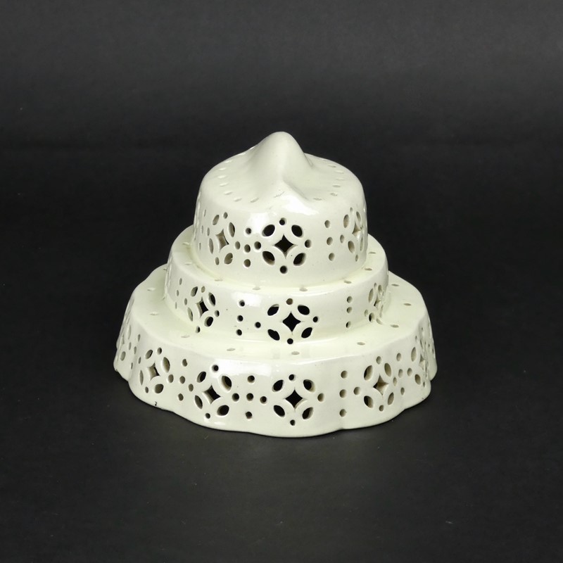 Fish top, creamware curd cheese mould-appleby-antiques-g20244c-fish-top-curd-mould-main-637515831316895886.jpeg