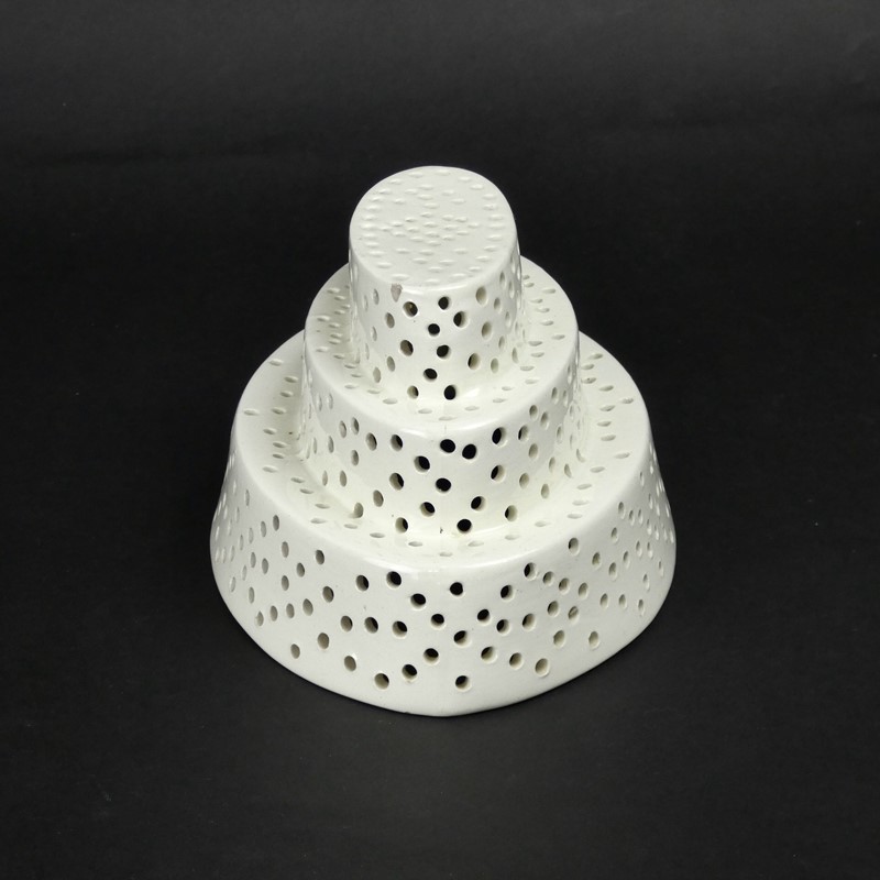 Fine, creamware curd cheese mould-appleby-antiques-g20245d-wedgwood-3-tier-curd-mould-main-637515828327217912.jpeg