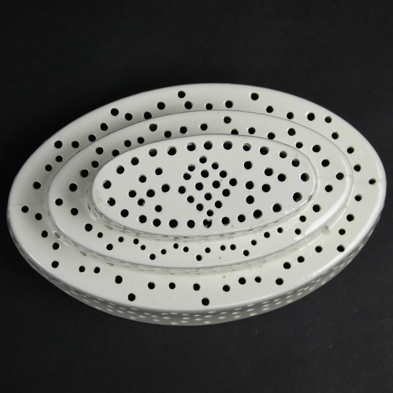 Fine, creamware curd cheese mould-appleby-antiques-g20245e-wedgwood-3-tier-curd-mould-main-637515828340343209.jpeg