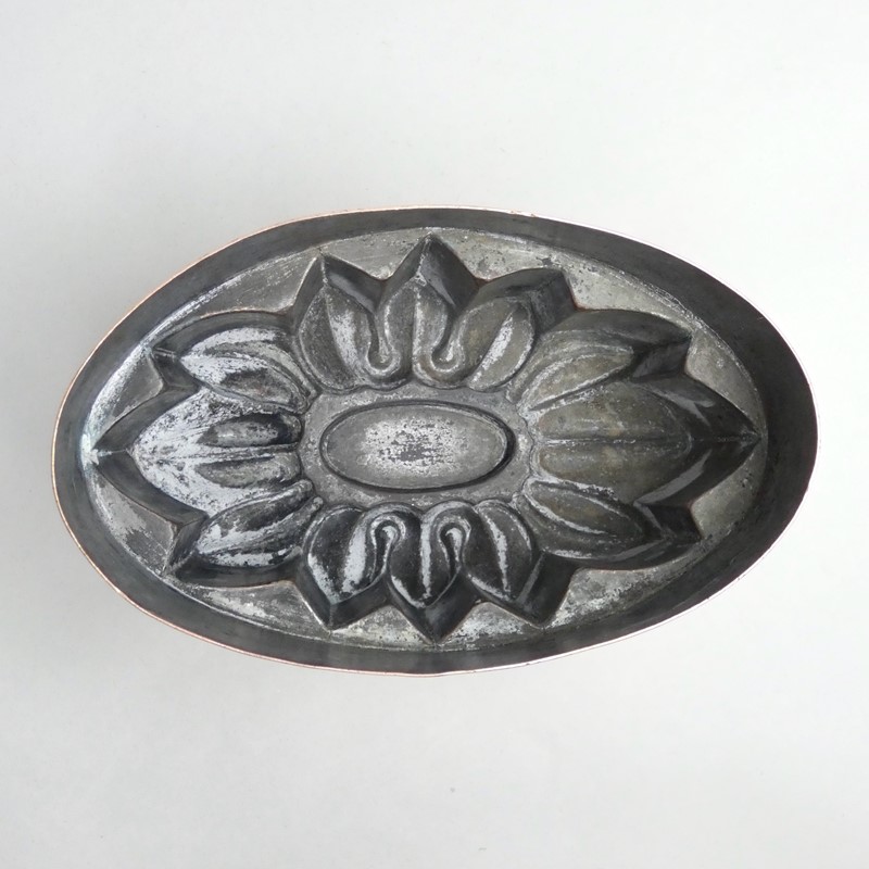 Copper mould with stylised flower top-appleby-antiques-h20707d-flower-top-no127-main-637643010718780582.jpeg