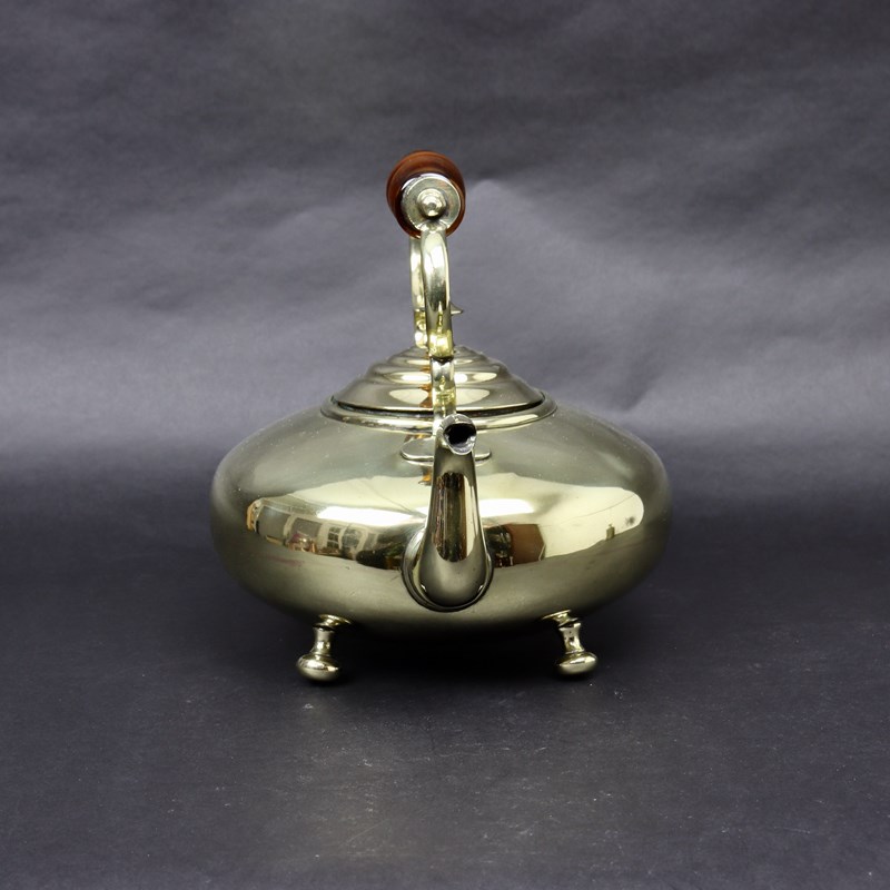 Victorian Brass Teapot-appleby-antiques-k23297b-brass-t-pot-main-638369554589800360.jpeg