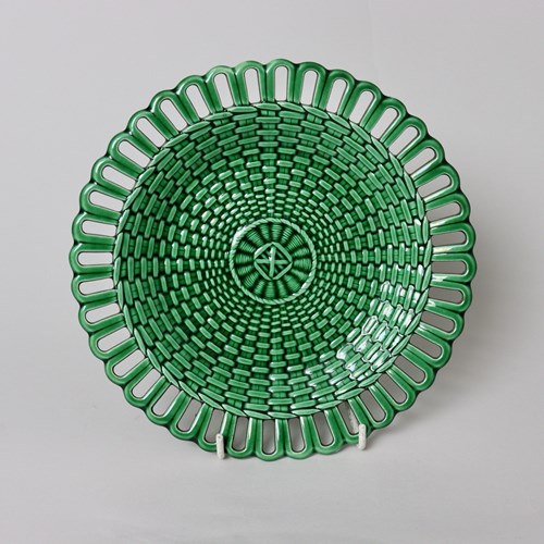 Wedgwood Majolica Plate With Arcaded Border