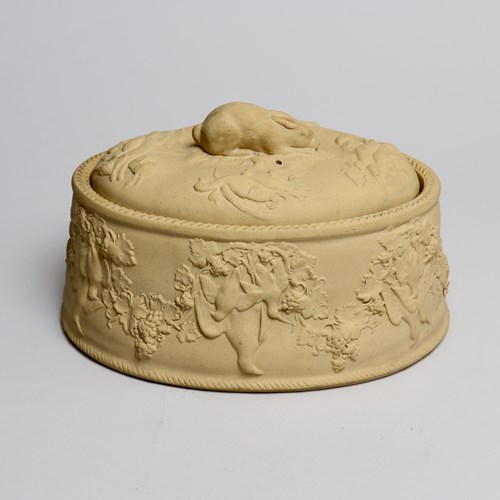 Wedgwood Caneware Game Pie Dish