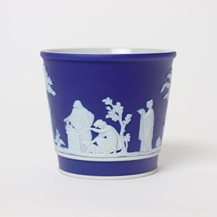 Wedgwood Dark Blue Jasper Dip Beake...