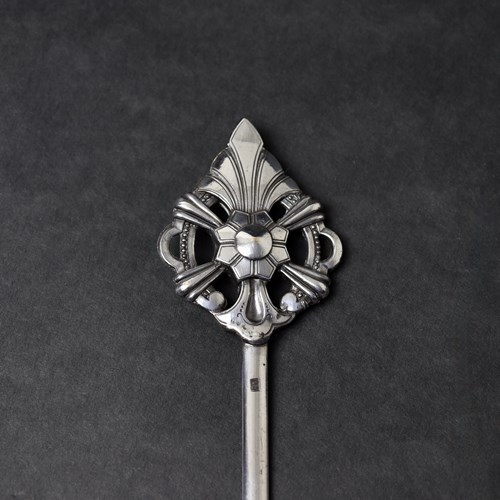 Arts Nouveau Hatelet Skewer