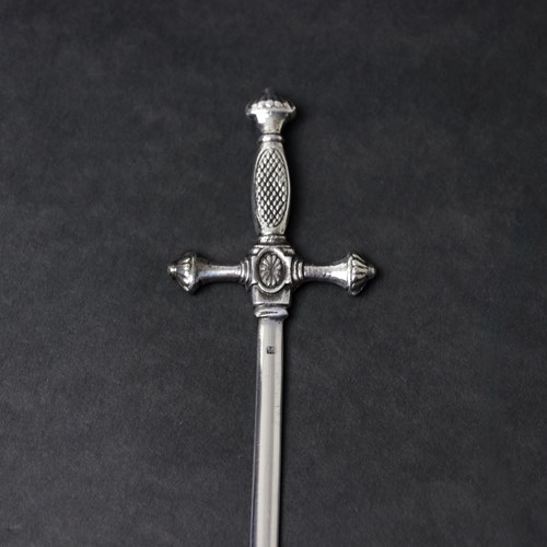 Hatelet Skewer With Sword End 