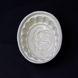 Small 18Th Century Creamware Mould ...