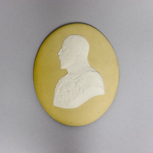 Rare Yellow Jasper Portrait Medallion Of Edward VII