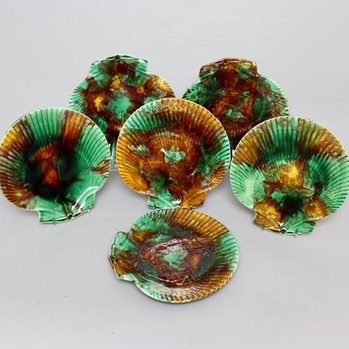 Set Of Wedgwood Majolica Shell Shaped Plates
