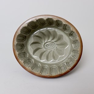 Brown Saltglaze Mould With Geometri...